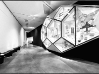 im Inneren des Museums  Jüdisches Museum Berlin, Mai 2022 : Jüdisches Museum, Berlin, Mai 2022