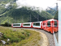 Mit dem Glacier-Express nach St. Moritz  Schweiz mit der Bahn im August 2021 : Bahn, Schweiz, 2021